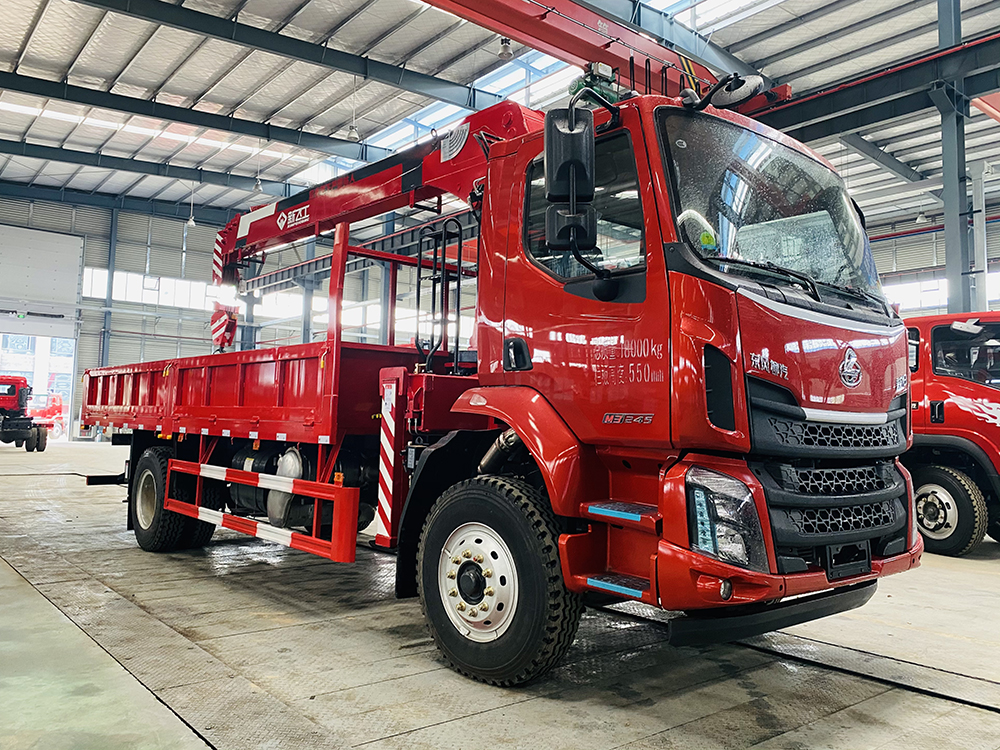 國六東風(fēng)柳汽乘龍單橋新飛工8噸四節(jié)直臂吊機(jī)隨車吊