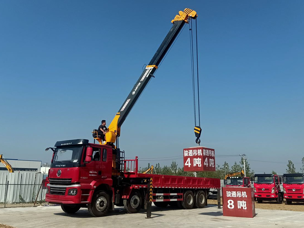 陜汽軒德翼3前四后八駿通12噸5節(jié)臂隨車(chē)吊