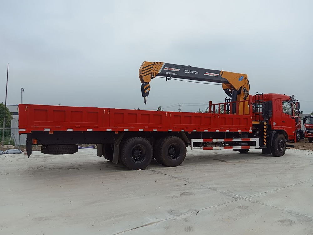 東風(fēng)華神F5后雙橋駿通12噸四節(jié)臂吊機(jī)