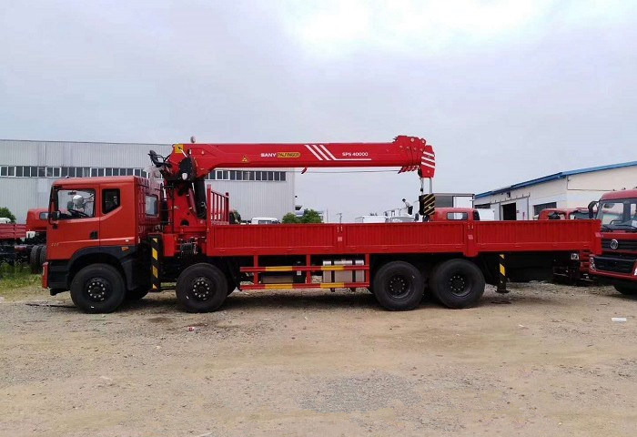 東風(fēng)專(zhuān)底前四后八三一16噸隨車(chē)吊